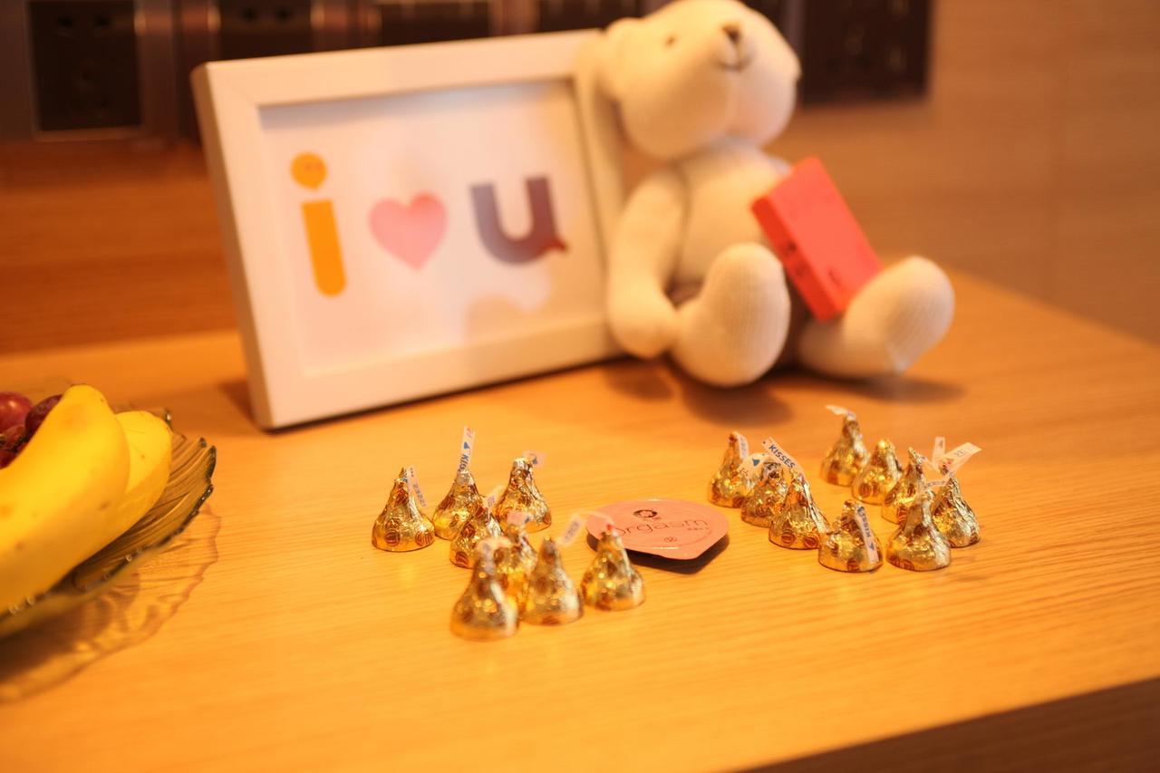 IU Hotel Shanghai Dongchuan Road Metro Station Bagian luar foto